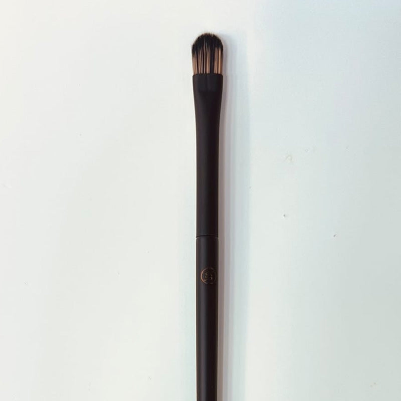 Cut Crease Eyeshadow Brush